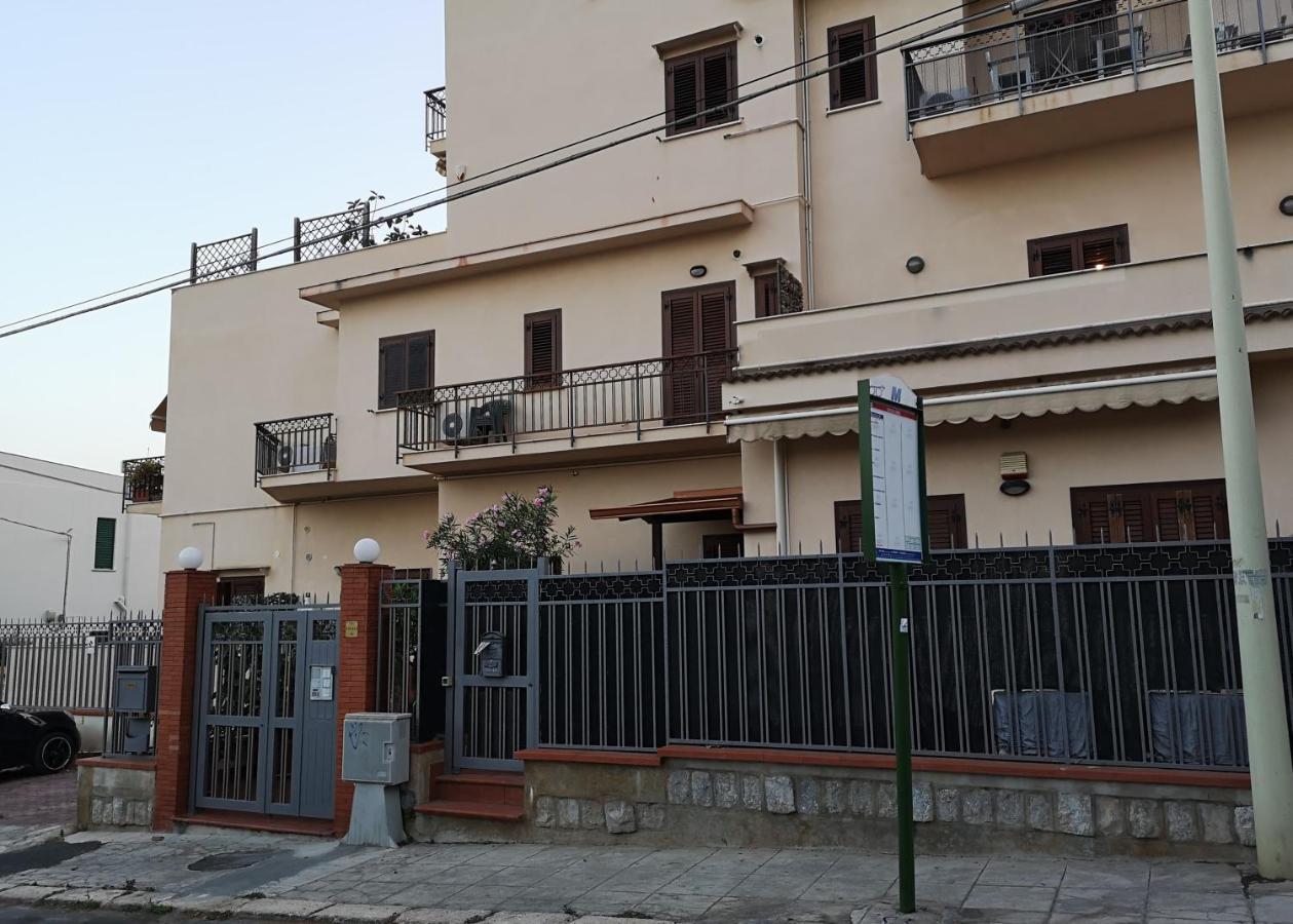 La Casetta Della Musica Mondello Kültér fotó